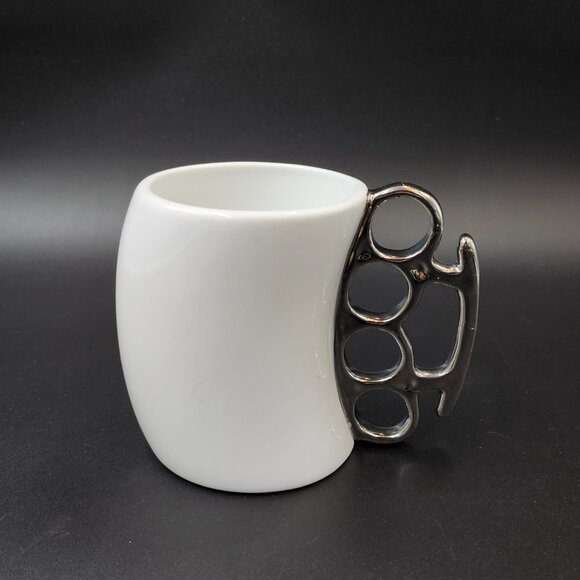 Novelty Fisty Mug Ceramic Brass Knuckle look Handle - Picture 4 of 4